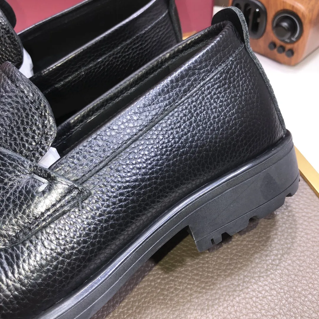 Men's shoes 💰500💰[Ferragamo/Ferragamo] The latest model in the counter. Original imported cowhide fabric + 🐂 water-dyed sheepskin lining + original luxury metal buckle + original combined outsole. Comparison without pressure 38--45 (45 is custom-made and cannot be returned or exchanged)
